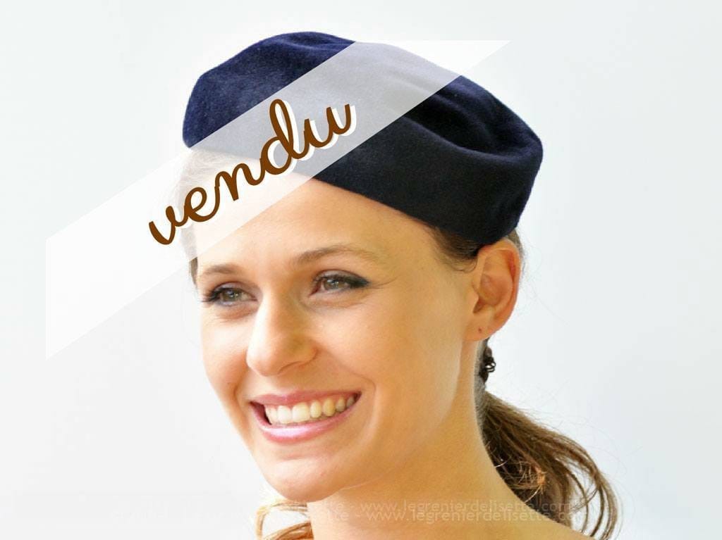 Bibi tout rond en feutre noir