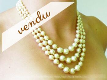 Ancien collier 3 rangs en fausses perles