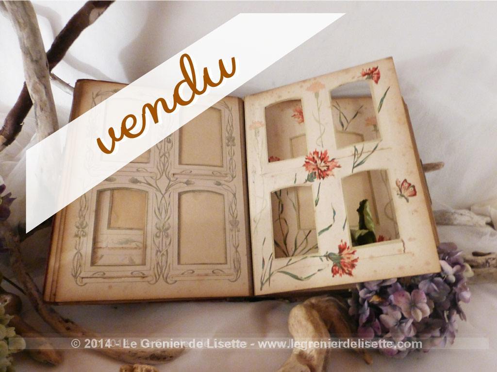 VENDU – Ancien album pour cartes postales dessins œillets – Le