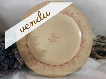 Ancienne assiette au rose shabby