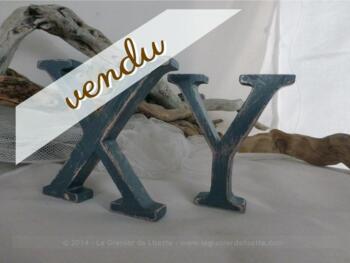 Lettres X et Y en bois