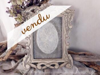 Cadre shabby dentelle