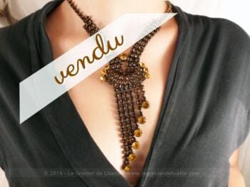 Collier vintage plongeant