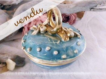 Bonbonniere bleue et or