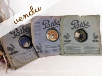 Trio de disques 78T en cire Pathé bleus
