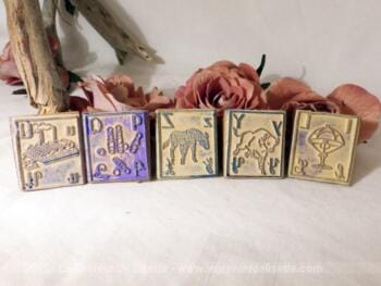 anciens tampons d'école aux lettres U Q Z Y L