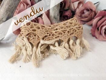 Dentelle écrue avec franges de 100 cm