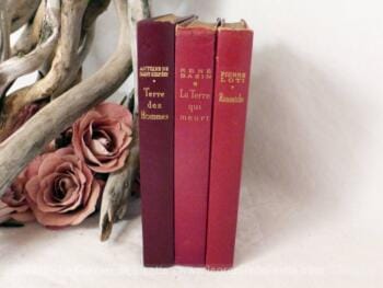 Trio de livres anciens à la couverture rouge, Saint Exupéry, Bazin et Loti.