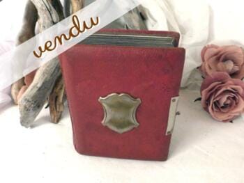 Mini album photo façon grimoire
