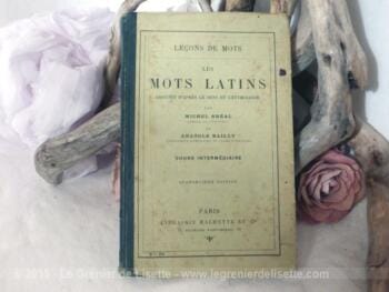 Livre sur Les Mots en Latin