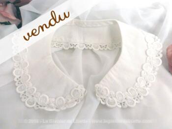 Ancien col coton et dentelle