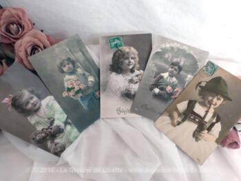 Cartes postales anciennes colorisées de bébé