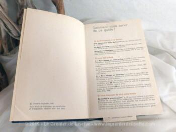 Livre "Les Guides Bleus" pour Ile de France pour l'année 1976.
