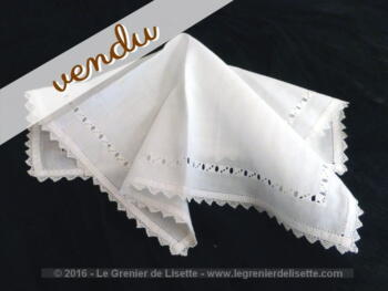 Mouchoir jour et broderie