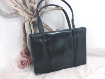 Sac à main vintage en cuir marque LANCEL.