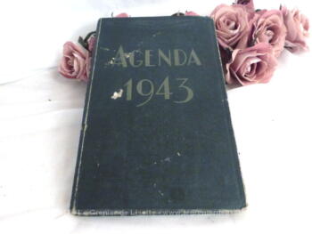 Ancien agenda de bureau de 1943