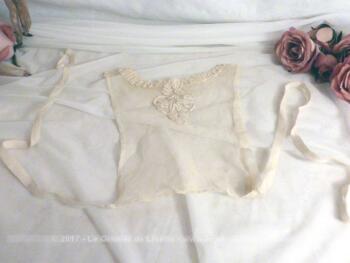 VENDU - Ancien plastron en tulle et broderie vermicelle