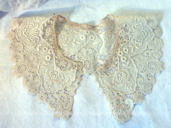 VENDU - Ancien col écru en dentelle aux fuseaux fait main – Image 3