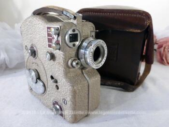 Ancienne caméra CAMEX ERSCAM et sa housse en cuir datant des années 50.