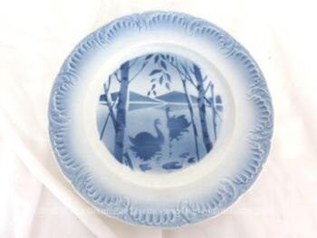 Trio assiettes Digoin aux cygnes bleus – Image 3