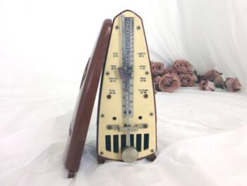 Ancien métronome Piccolo de Wittner modèle plastique datant des années 60.