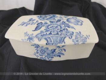 Ancien porte savon porcelaine Crown Devon, bleu shabby et son couvercle datant des années 30.