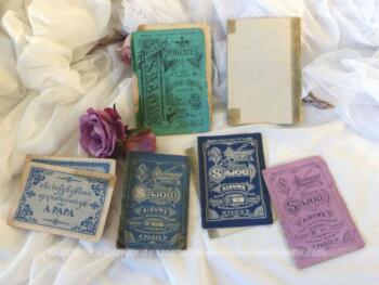 Voici un lot de petits albums Sajou modèles point de croix, avec 5 albums anciens, 3 petits et 2 moyens avec un grand choix d'écritures pour abécédaires.