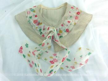 Col ancien satin et organdi fleuri, pour habiller tout en délicatesse robe ou pull et faire un superbe noeud.
