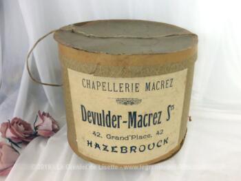 Ancienne boite à chapeaux Chapellerie Macrez, boite en carton de chez Devulder-Macrez Soeurs à Hazebrouck.