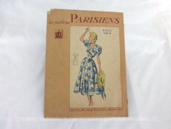 Patron Robe pour Dame Les Patrons Parisiens années 50, numéro 4.10.211. Il s'agit d'un modèle de robe d'été. Taille 44. Trop vintage .