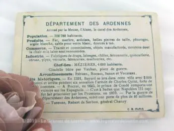 Voici une belle chromo du département des Ardennes datant de 1876. C'est une image de 11.5 x 8.5 cm sur papier cartonné avec toutes les caractéristiques de l'époque.