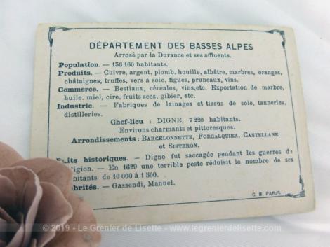 Voici une belle chromo du département des Basses Alpes datant de 1876. C'est une image de 11.5 x 8.5 cm sur papier cartonné avec toutes les caractéristiques de l'époque.