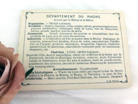 Voici une belle chromo du département du Rhône datant de 1876. C'est une image de 11.5 x 8.5 cm sur papier cartonné avec toutes les caractéristiques de l'époque.