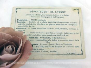 Voici une belle chromo du département de l'Yonne datant de 1876. C'est une image de 11.5 x 8.5 cm sur papier cartonné avec toutes les caractéristiques de l'époque.