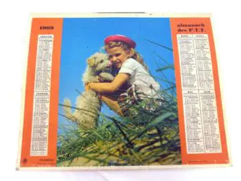 Almanach cartonné des PTT de 1969 sur une double feuille en papier cartonné, une fillette d'un coté et un garçon de l'autre avec 10 feuillets supplémentaires dont la carte de France et le plan de la ville de Mont de Marsan.