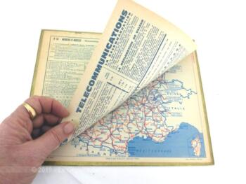Almanach cartonné des PTT de 1968 vue du village des Gorges de la Baume et ses feuilles supplémentaires