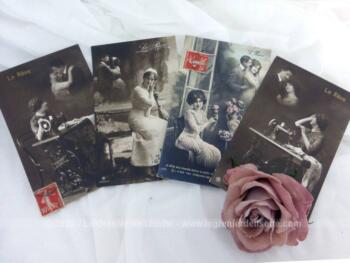 Quatre anciennes cartes postales datées de l'année 1912 et 1913 et représentant une femme qui rêve de son amoureux.