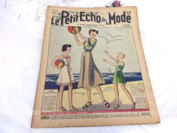 Ancienne revue Le Petit Echo de la Mode du 4 juillet 1937 en grand format, véritable trésor vintage de 83 ans avec des dessins de modèles de robes, de tailleurs, de broderies et un patron pour un gilet tricoté... et tout le mystère de l'élégance pour l'été 1937 !