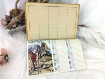 Almanach cartonné des PTT de 1970 avec un tableau du port des Sable d'Olonne et des feuillets supplémentaires sur le secteur des Vosges.