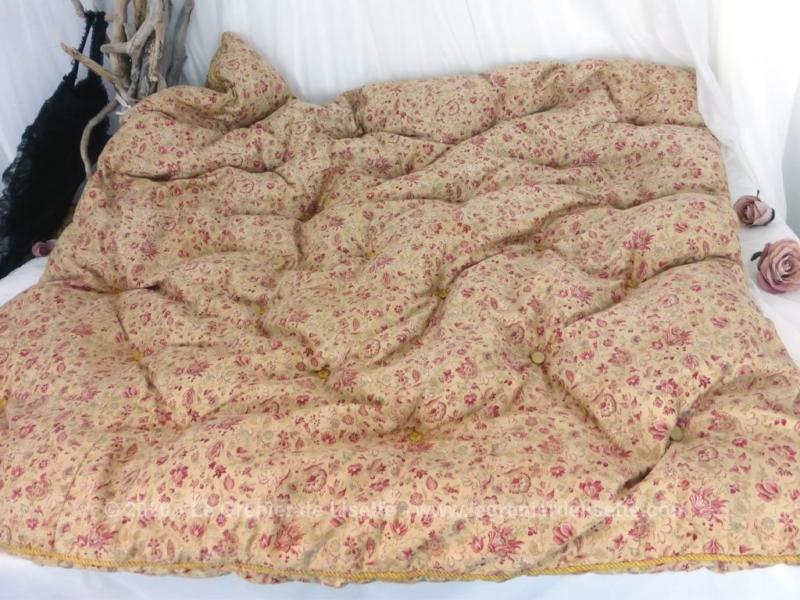 VENDU - Ancien édredon en plumes et duvet - Le Grenier de Lisette