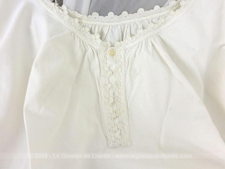 VENDU - Ancienne chemise de nuit broderies et monogrammes EN - Le