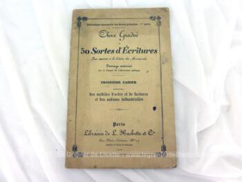 Ancien livret du XIX° sur le "Choix Gradué de 50 sortes d'écritures" pour s'exercer à la lecture des manuscrits sur 22 pages.