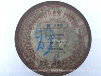 Pour phonographe, voici une ancienne boite vide à cylindre Pathé n°542 portant l'étiquette "La Mascotte" chanté par Piccaluga de l'Opéra Comique.