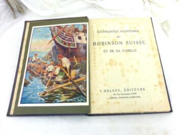 Voici un ancien livre pour enfants 