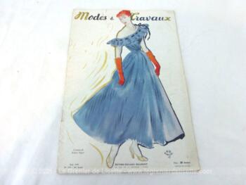 Voici la revue Modes et Travaux de Juin 1948 sur 26 pages avec des dessins et photos de superbes robes et des mini patrons pour la réalisations de votre garde robe estivale et... vintage !