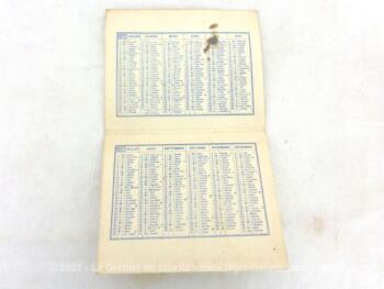 Calendrier de poche cartonné de 1952 de 10.5 x 8 cm fermé avec un semestre de chaque coté cadeau publicitaire des "Tissages du Parc" à Lyon.