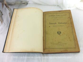 Ancien livre "Joseph Balsamo" d'Alexandre Dumas avec de nombreuses illustrations et sa belle reliure en carton. Pas daté mais début XX°.