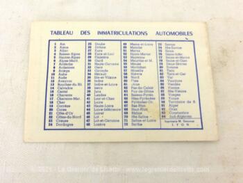 Calendrier de poche cartonné de 1957 de 10.5 x 6.5 cm fermé avec un semestre de chaque coté cadeau publicitaire des Établissements "Blanc Rhone ", Blanchisserie Automatique à Lyon.