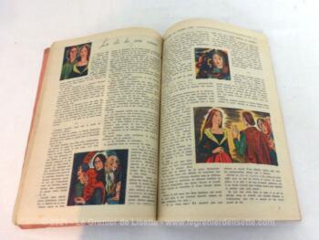 Ancien Almanach du Pèlerin pour l'année 1953, outres les mois de l'année, des historiettes, des recettes, des évènements, des conseils techniques, le tout avec des illustrations.