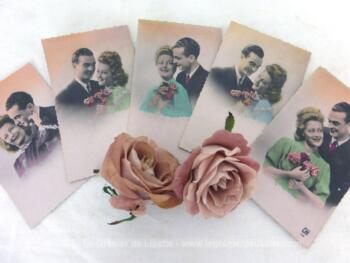 Datant des années 40/50, voici un lot de 5 cartes postales vintages colorisées du même couple me semble t-il.
